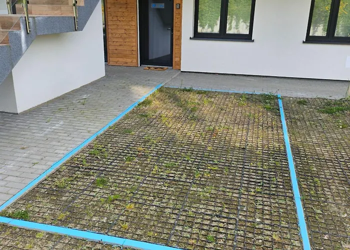 Blue Port * Debina (Ustka)